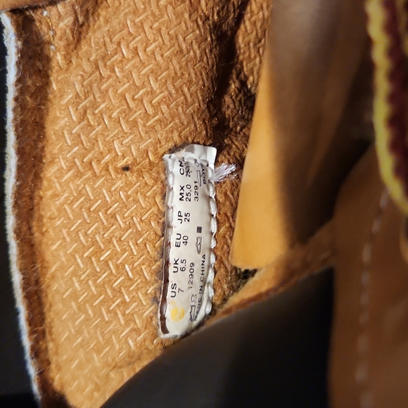 Timberland Boots - Picture 4 of 4